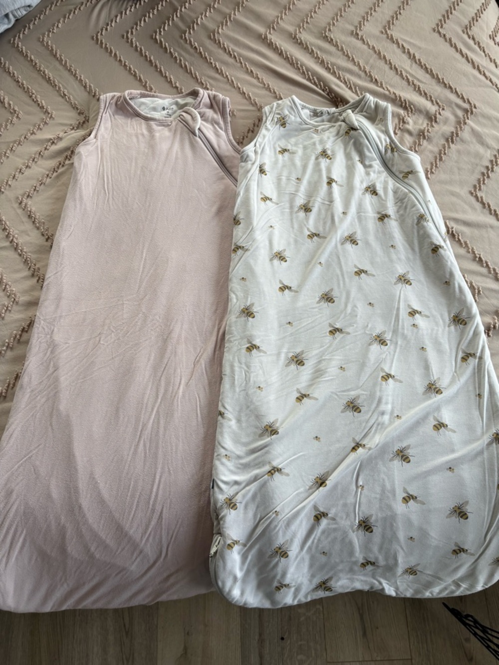 Kyte BABY Pink & White Bee Print Sleep Sacks